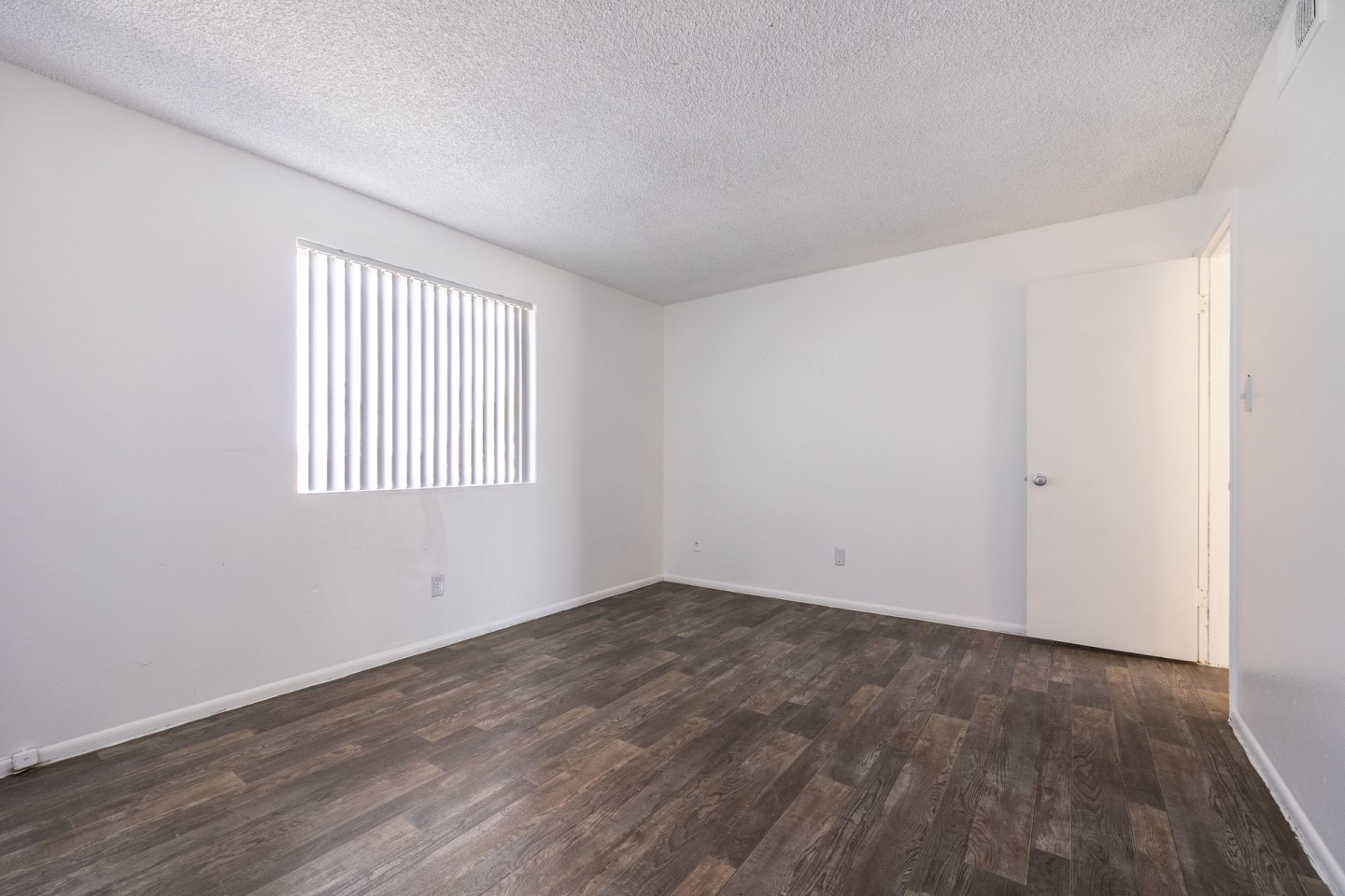 Park West Apartments Image 5