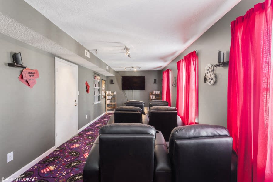Lexington Commons - Senior Housing Image 32