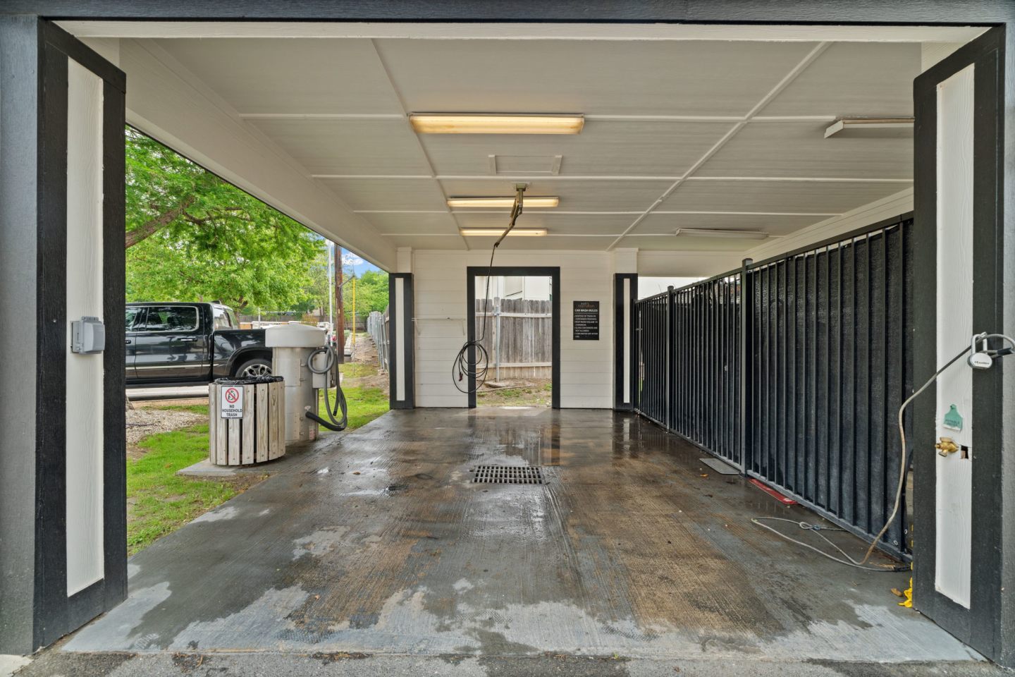 Axis Hamilton Image 67