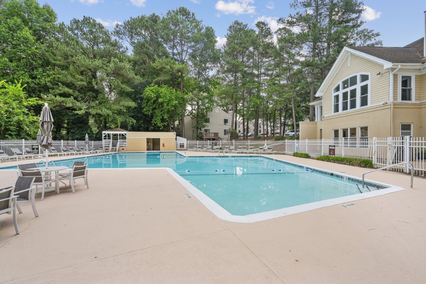 Affordable Housing - Regency Park Apartment Homes Image 7