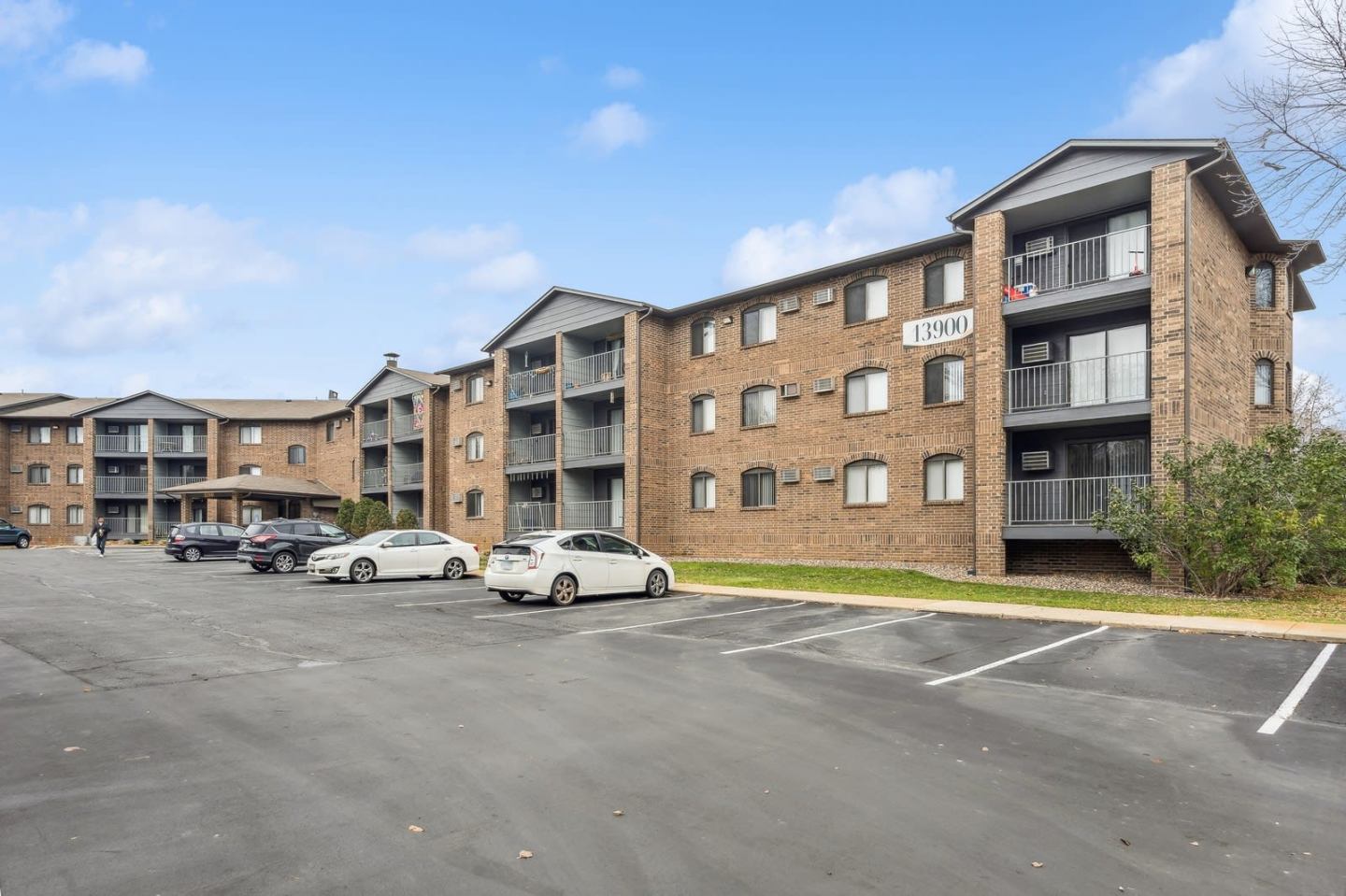 Reserve Eden Prairie Image 13