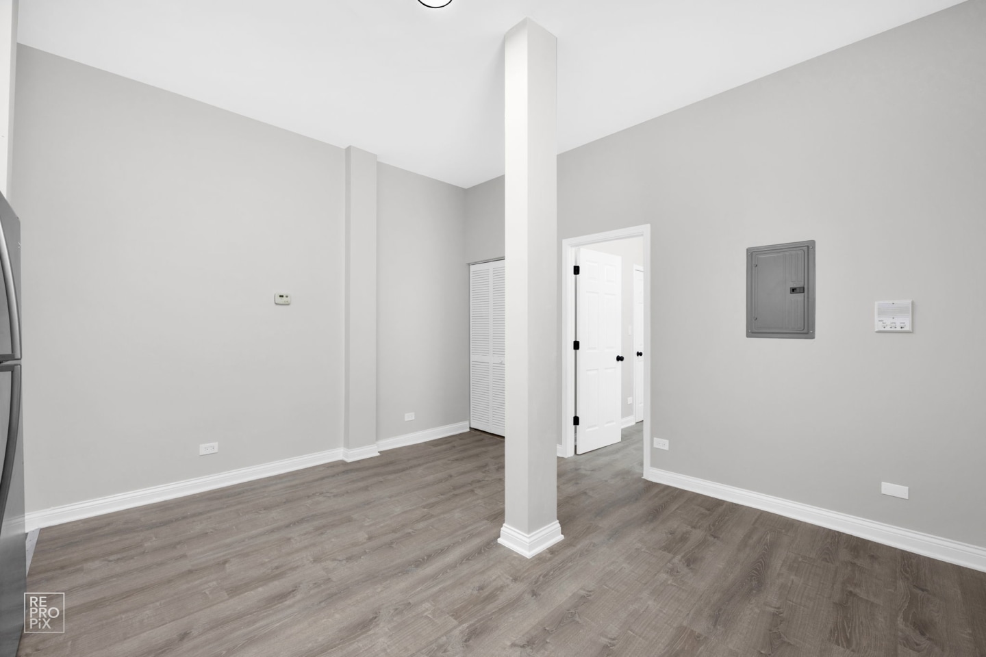 801 E Drexel Square Hyde Park Apartments Image 13