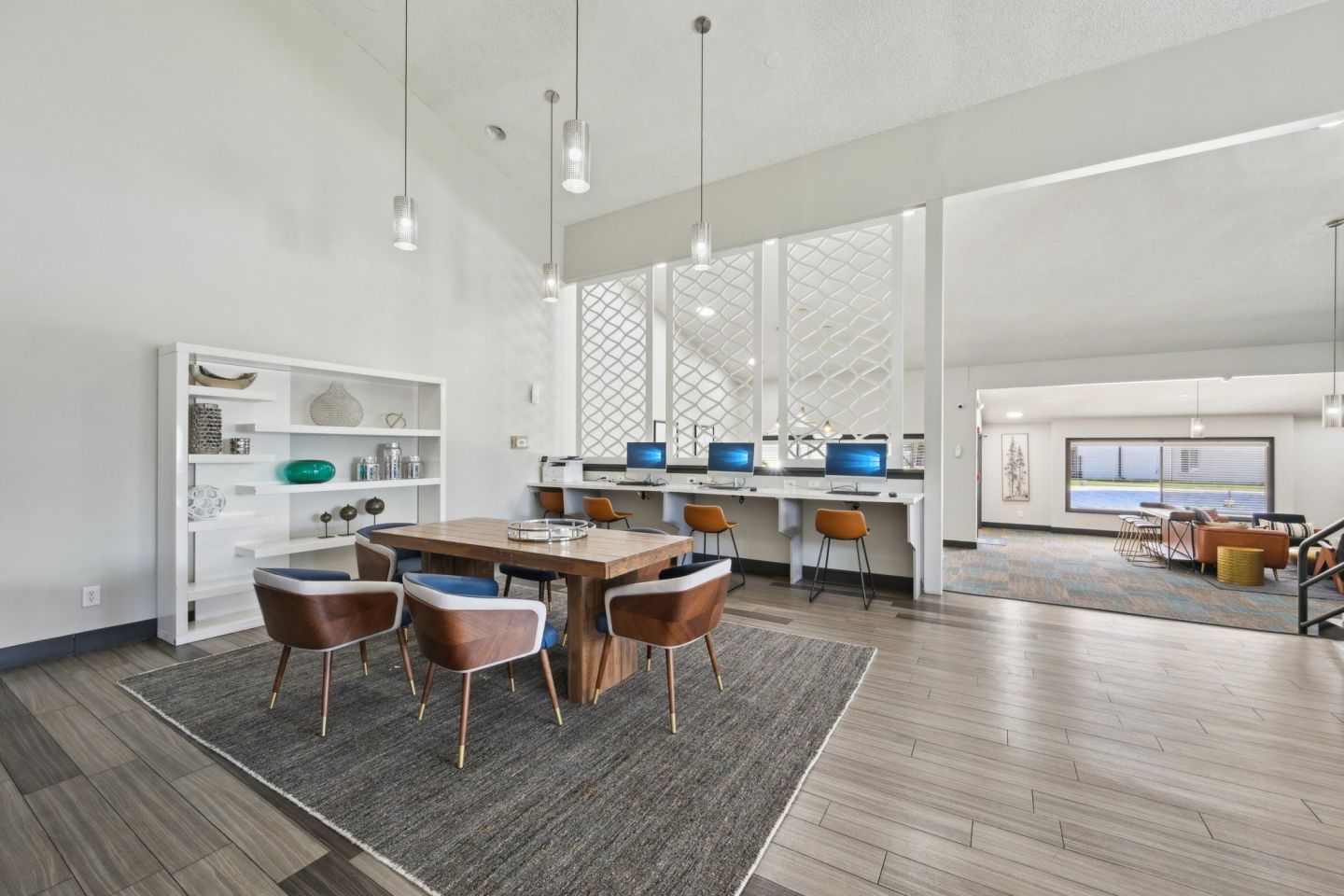 3300 Tamarac Image 19