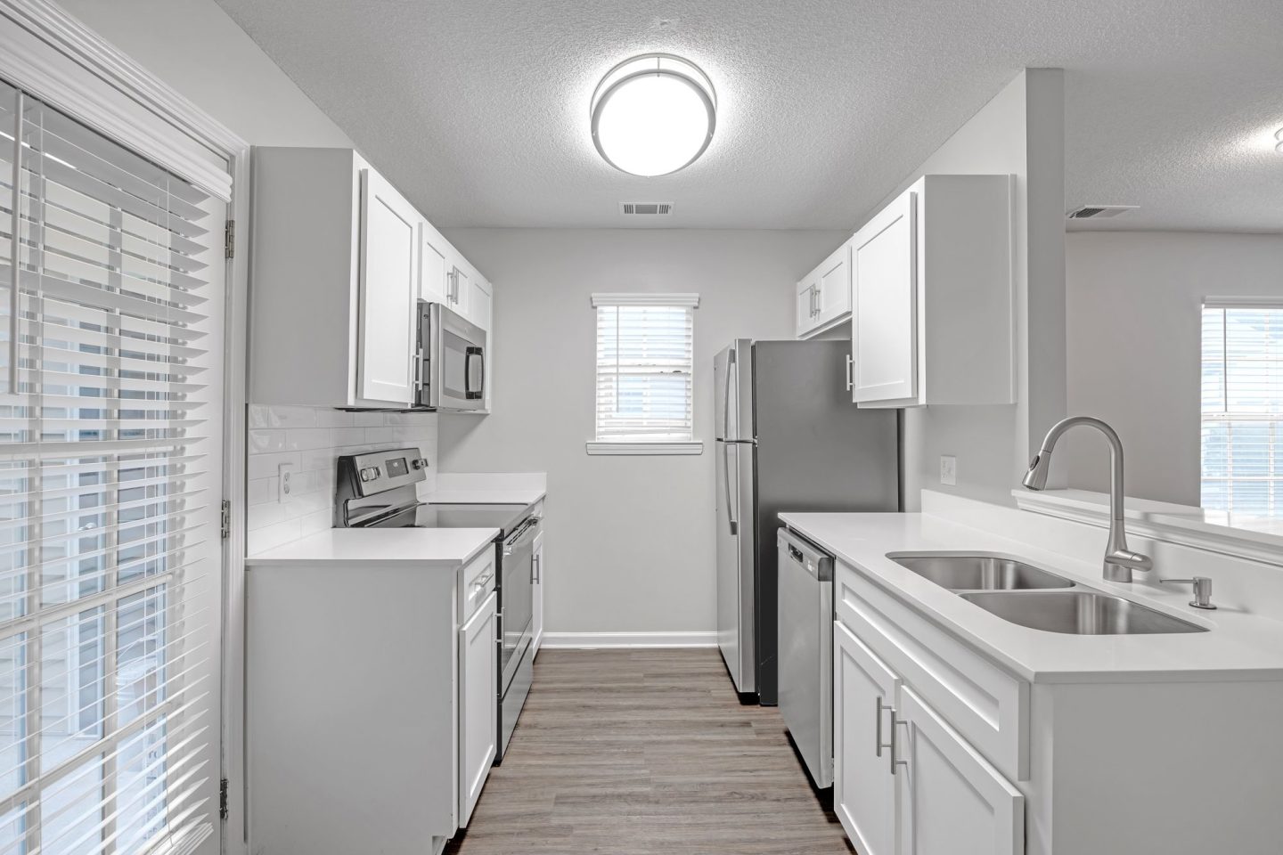 Lakeview Oaks Image 6