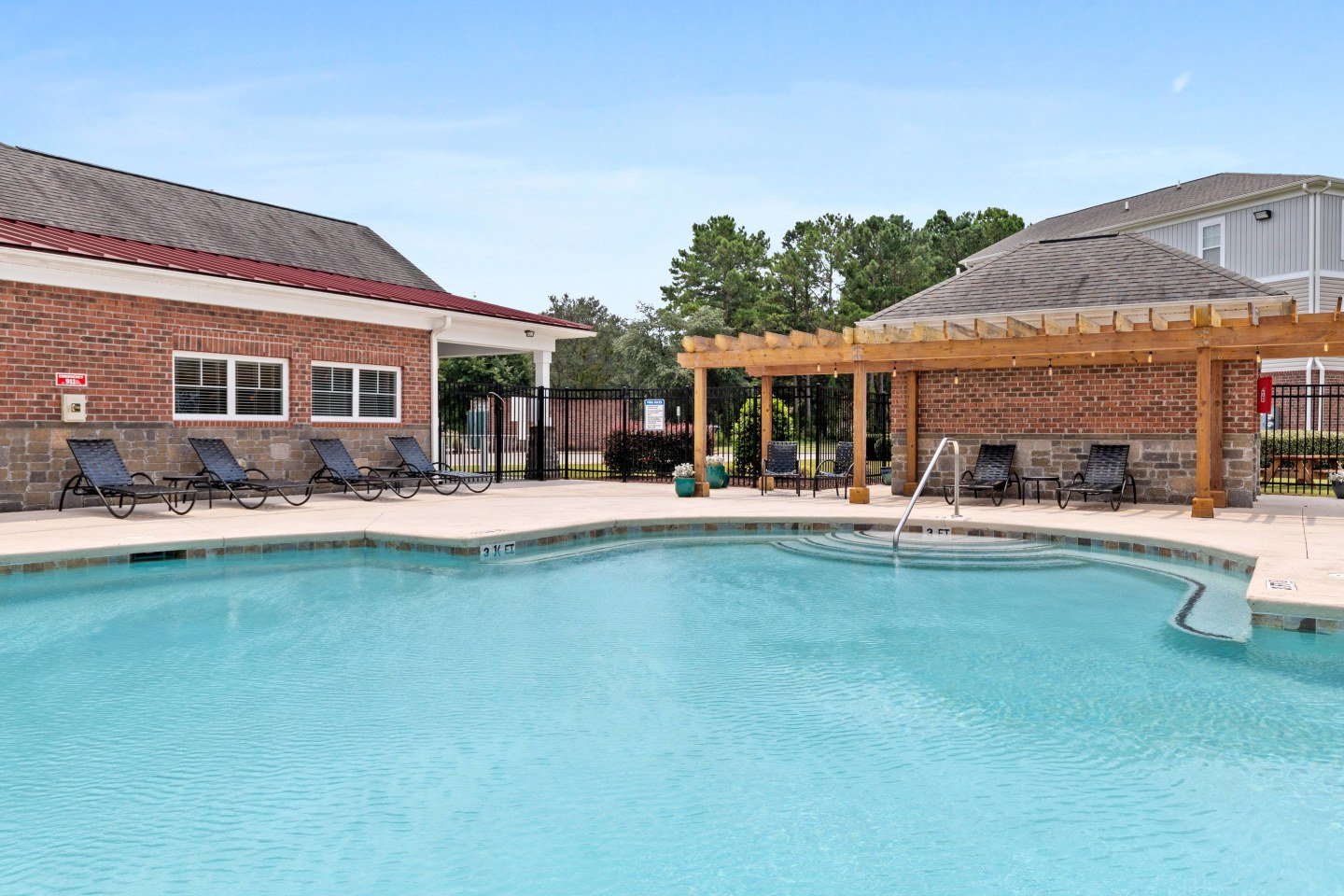 Tides at Calabash Apartments Image 13