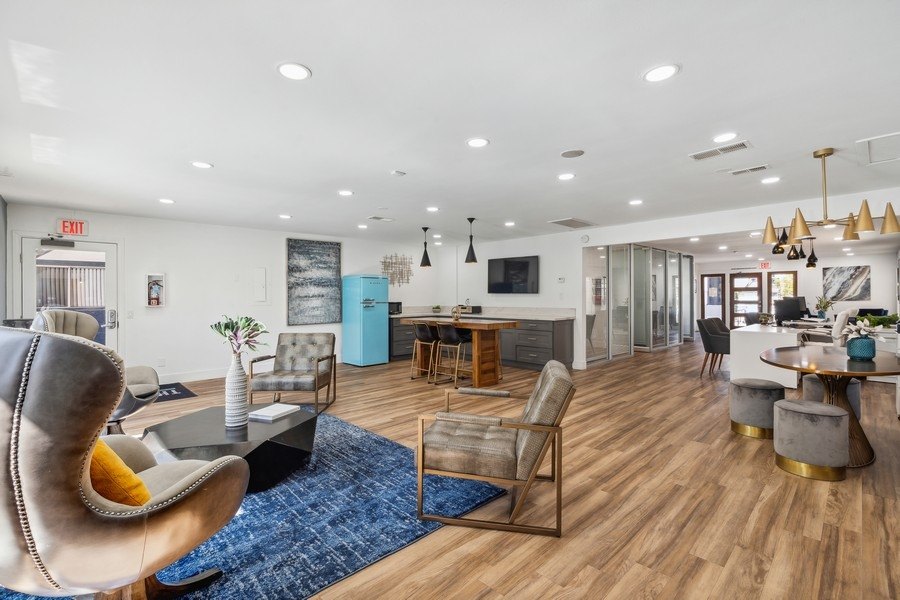 The District Apartment Homes Image 22