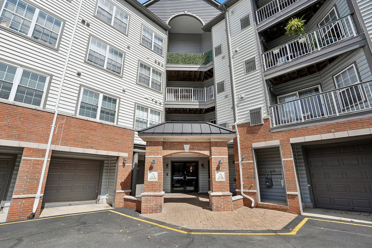Arrive Fort Lee Image 30