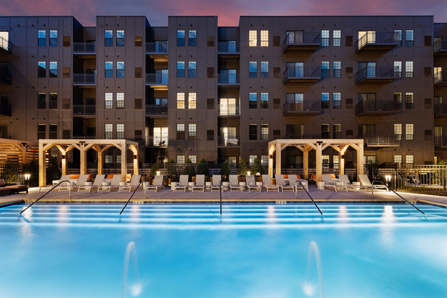 Metro 19 Apartments Image 36