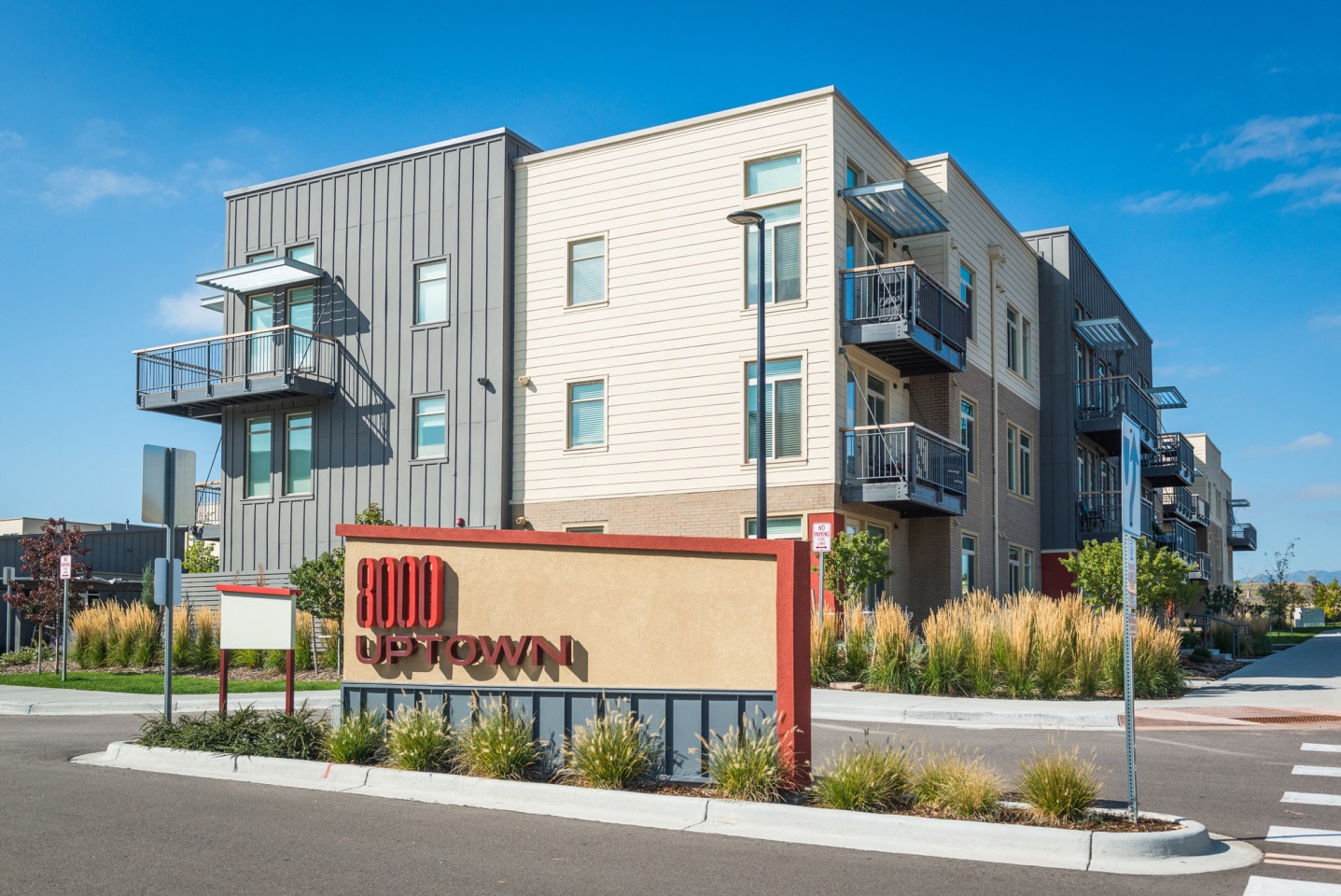 8000 Uptown Image 36