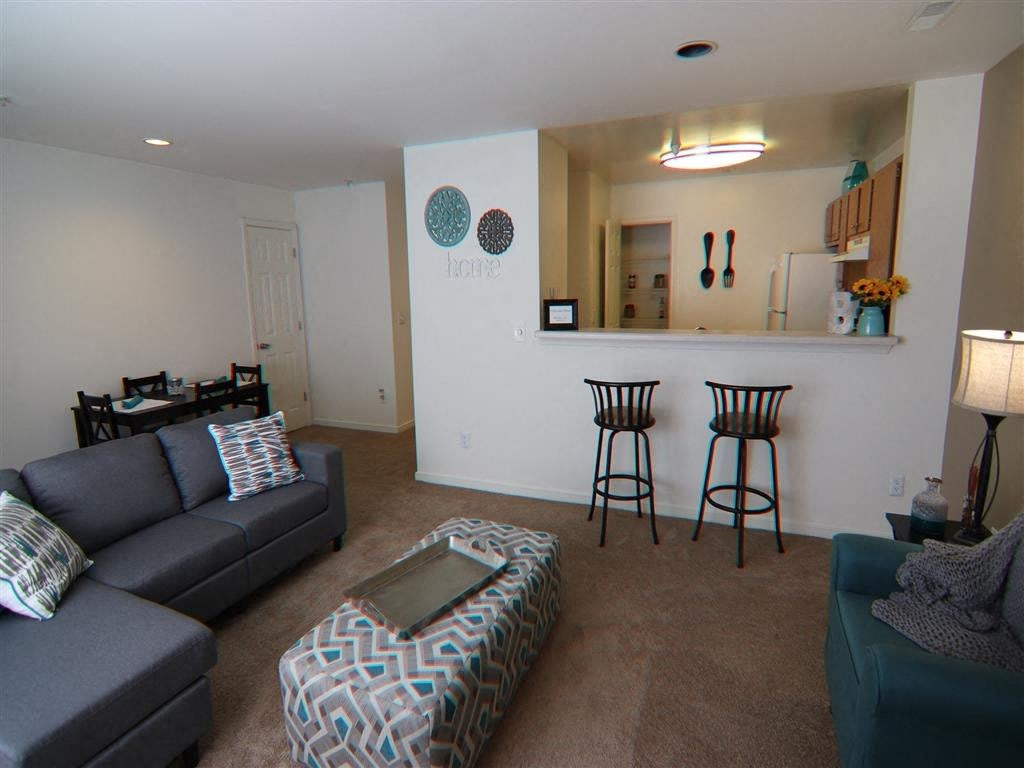 Branchester Lakes Apartments Image 9