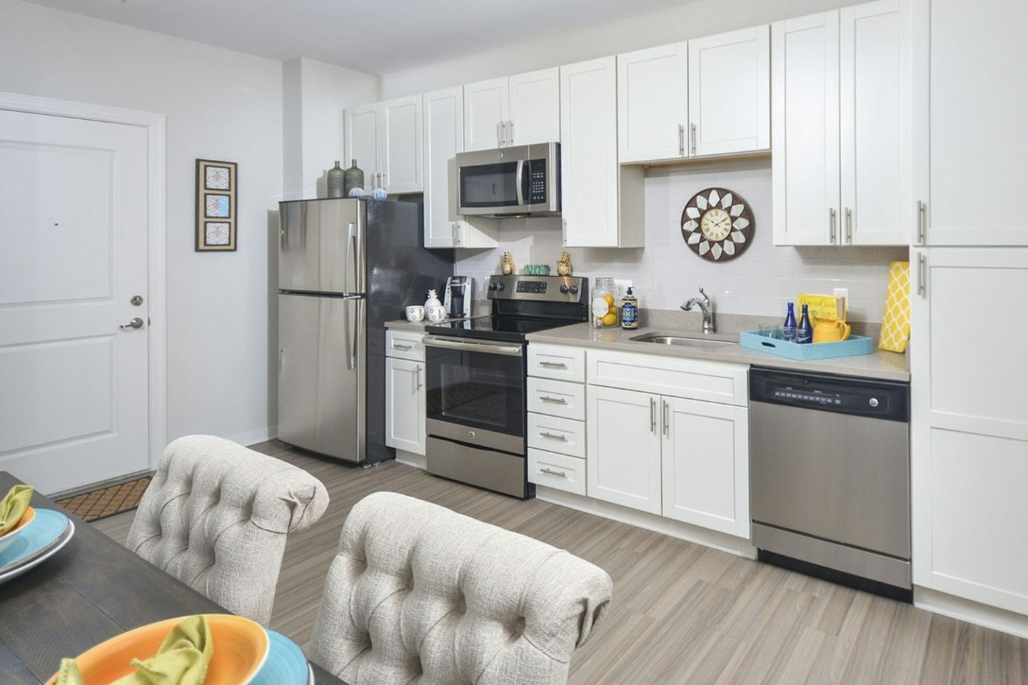 Westside Apartments and Shopping Image 21