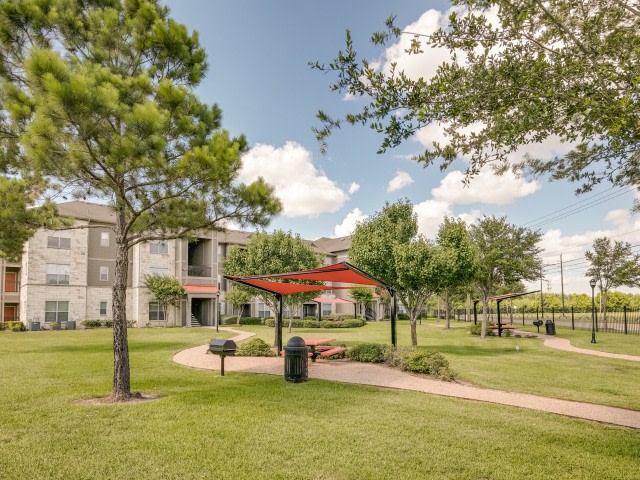 The Retreat at Stafford Apartments Image 45