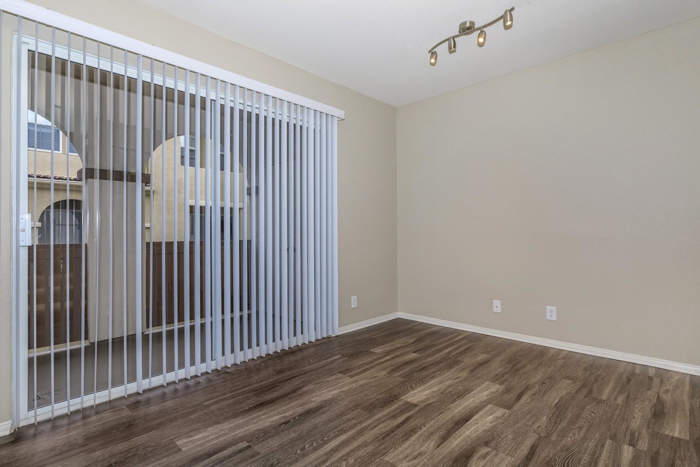 Laurel Glen Apartment Homes Image 67