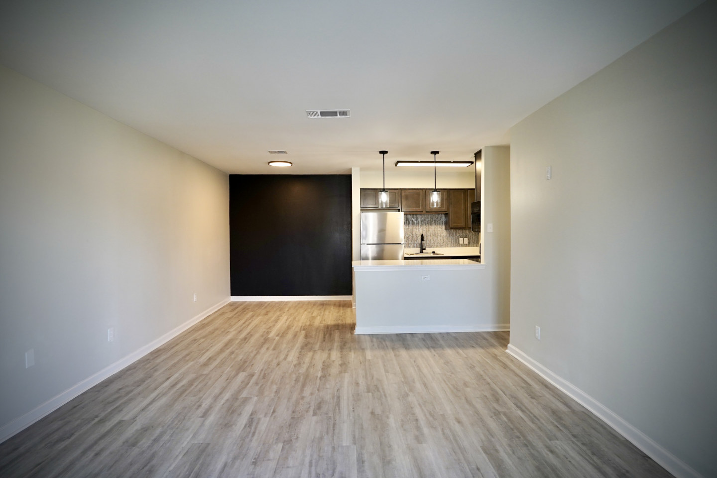 The Mayfair Apartment Homes Image 16