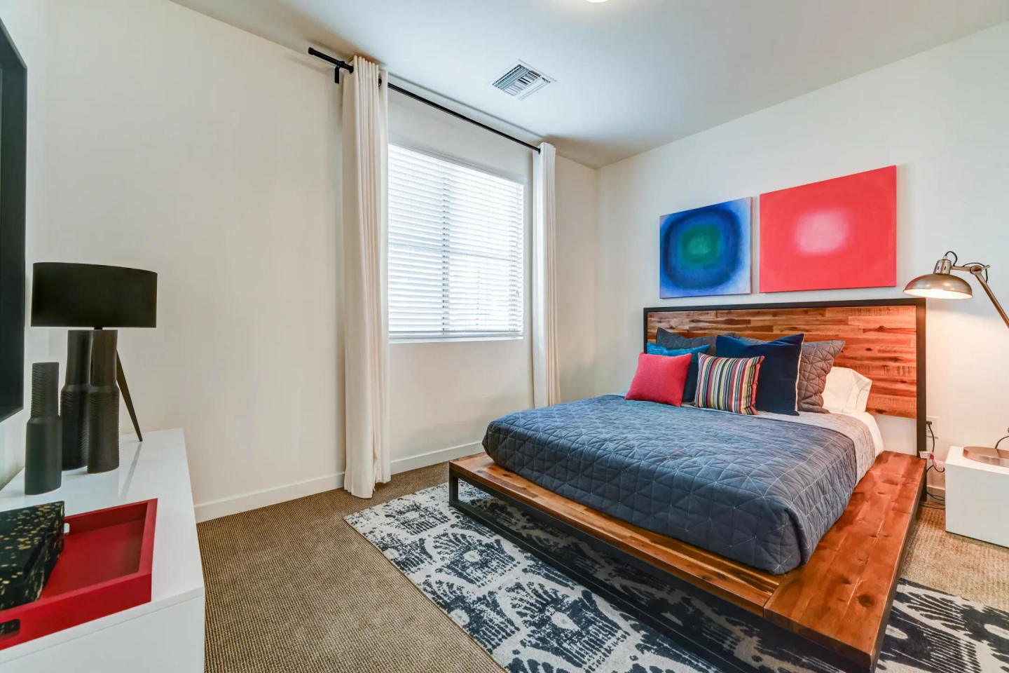 Castile Apartments Image 39