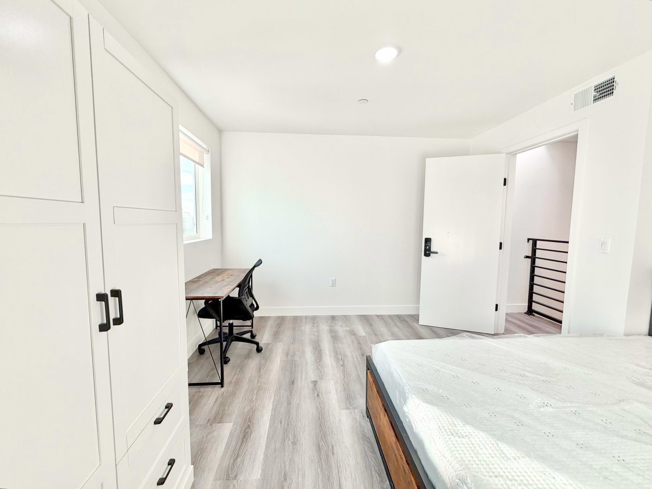 1329 W 36th Street - Co-Living Housing Image 34
