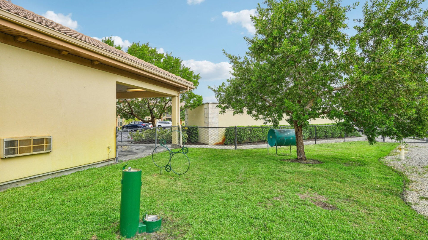 Springs at Gulf Coast Image 35