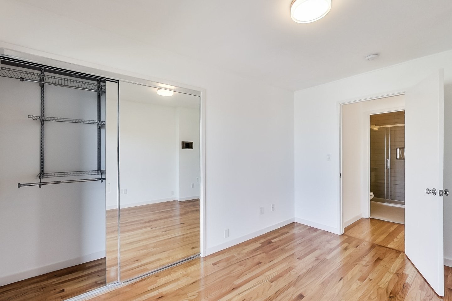 20 SAN ANTONIO Place Image 10