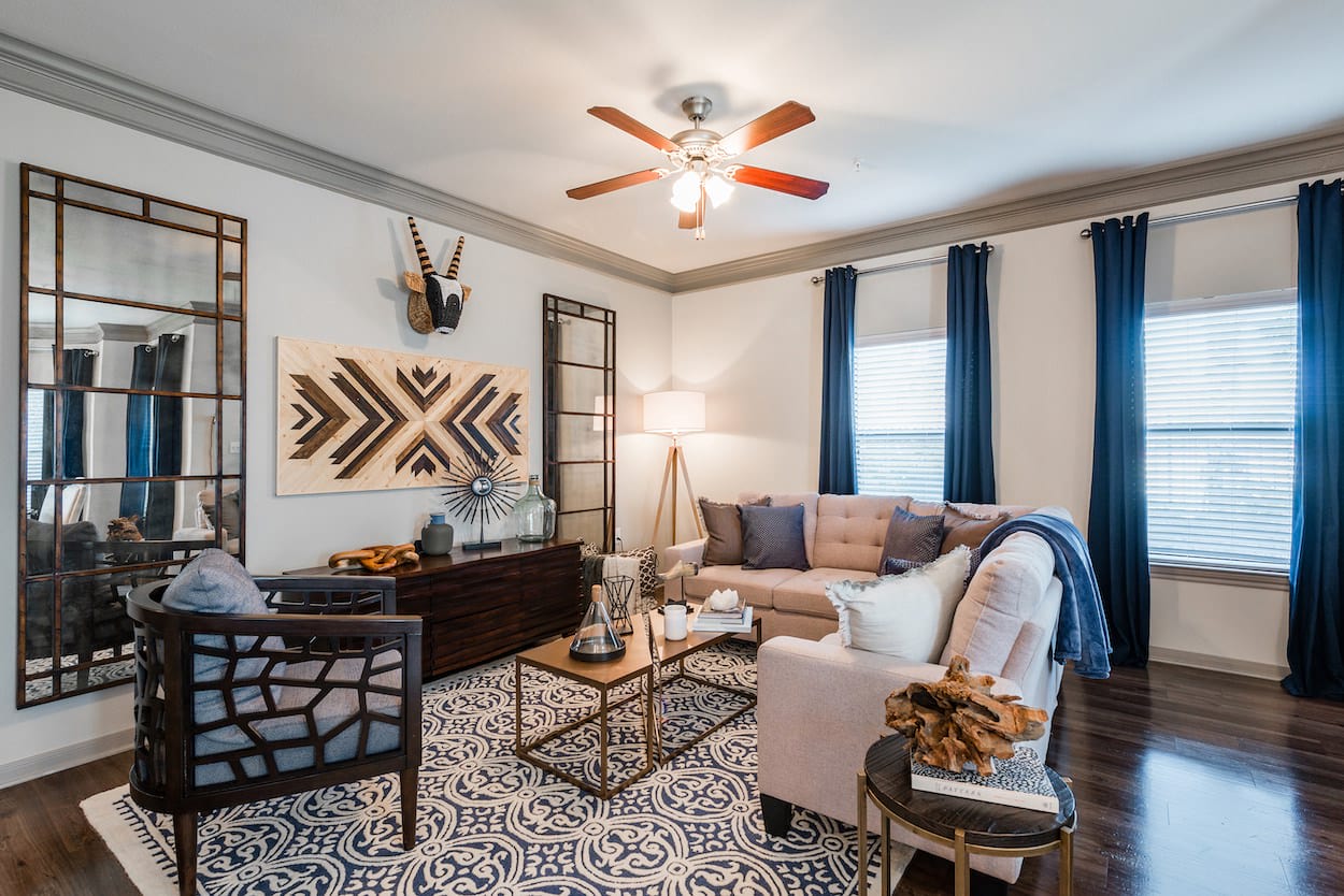 Cortland Sugar Land Image 6