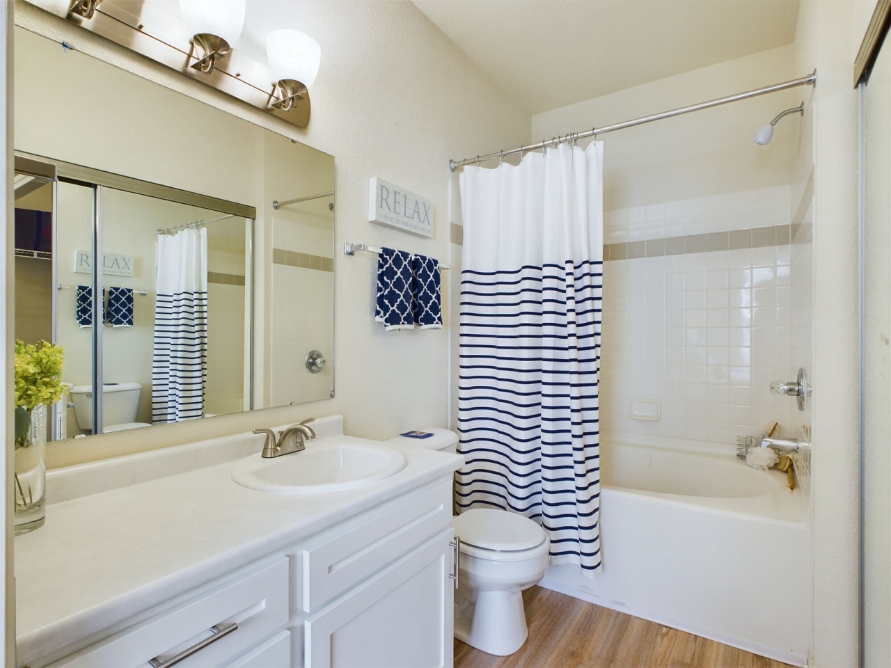 Pebble Brook Village Image 24