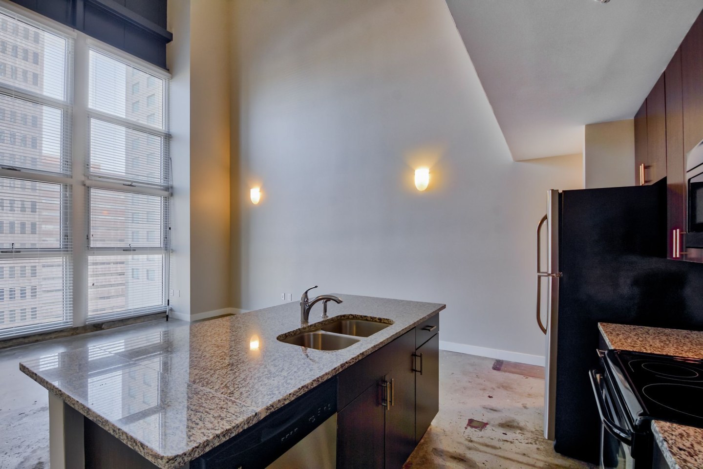 R & T Lofts Image 18
