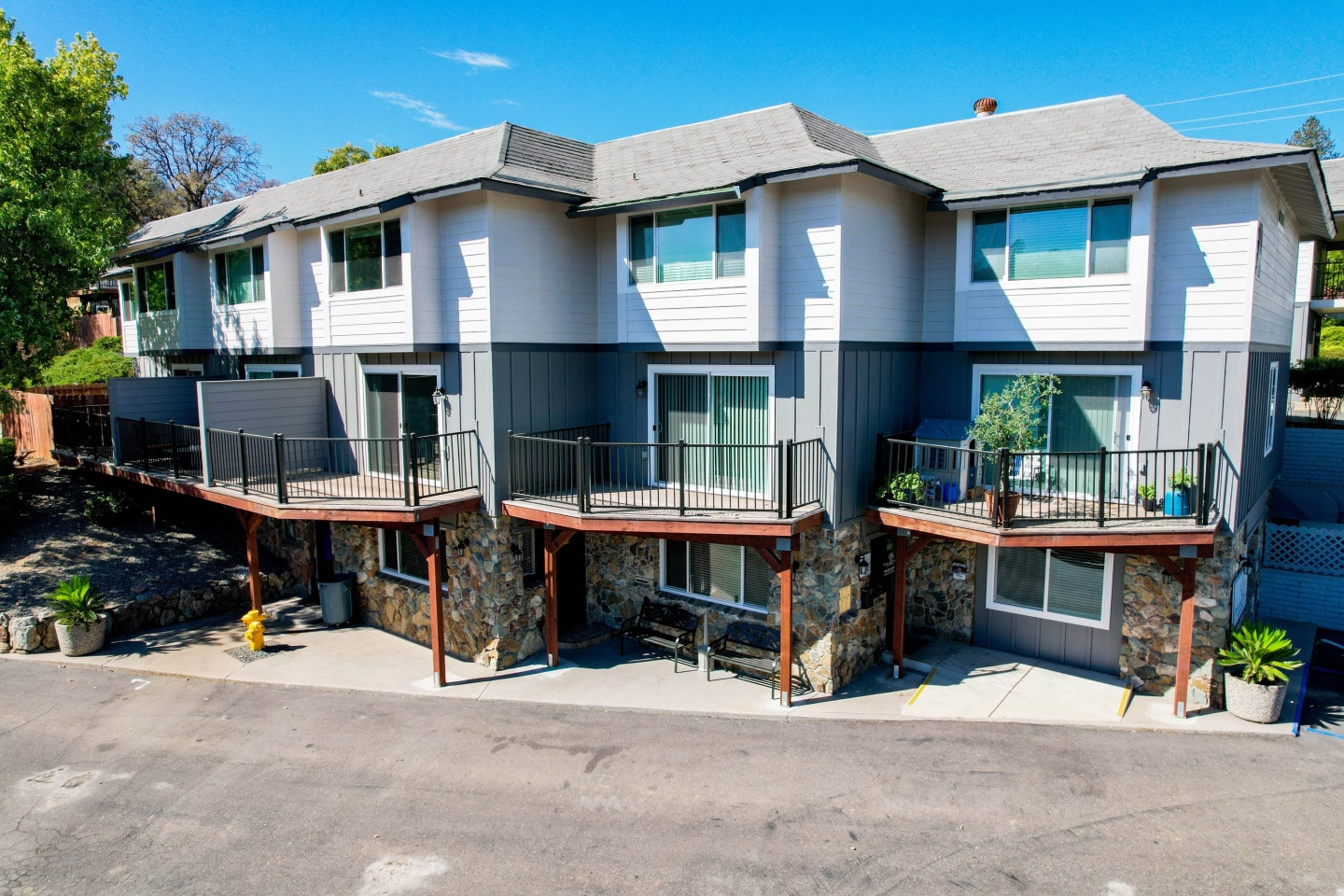 Persimmon Terrace Image 1