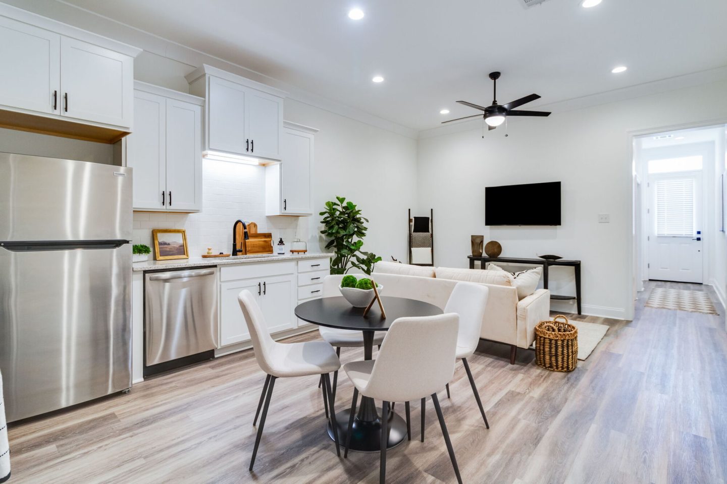 Parkway Villas Image 2