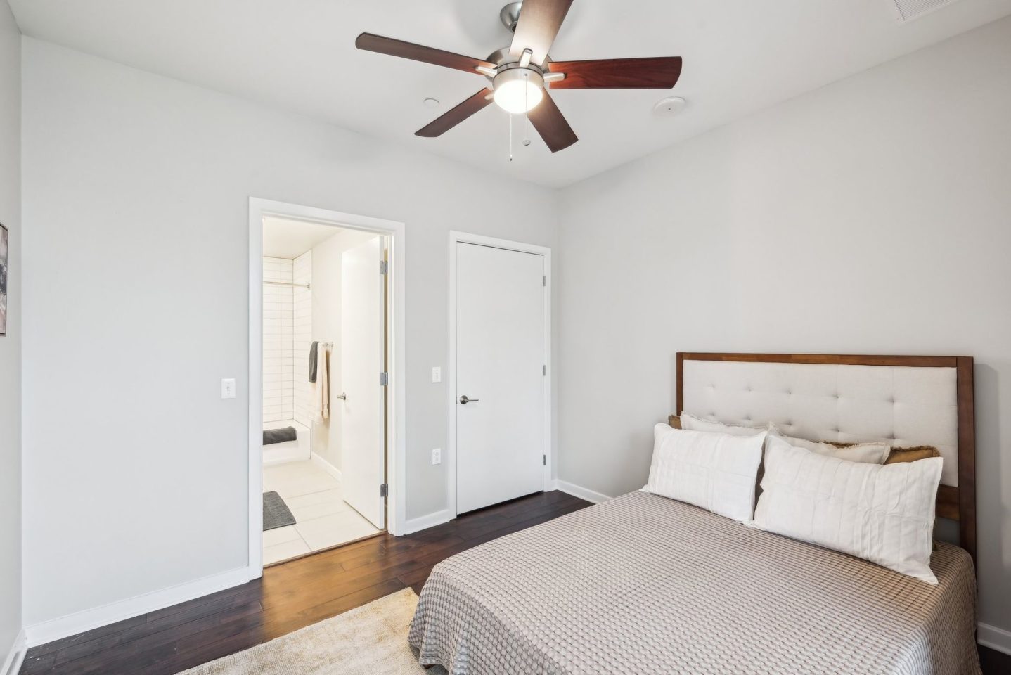 The Mayflower Apartments Image 45