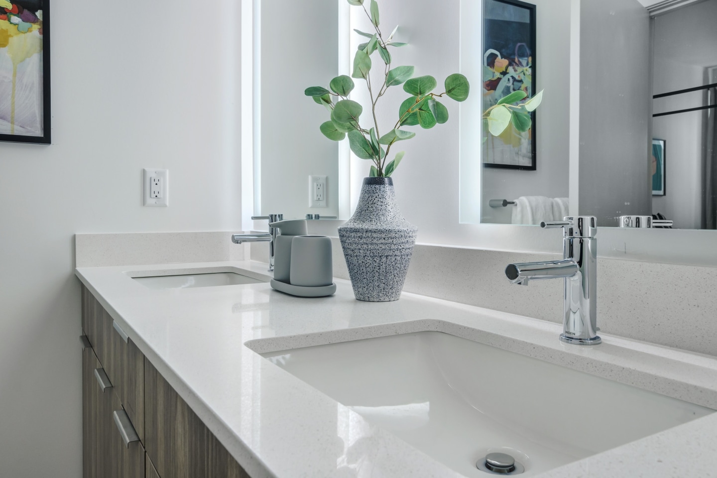 Modera Woodbridge Image 11
