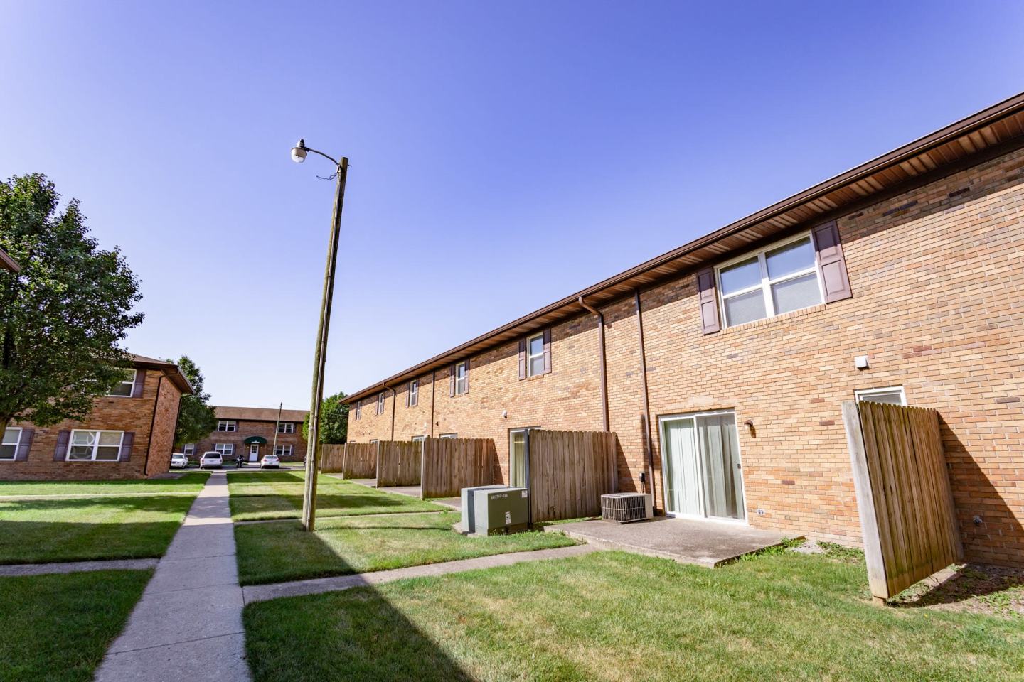 Somerset Apartments Image 22