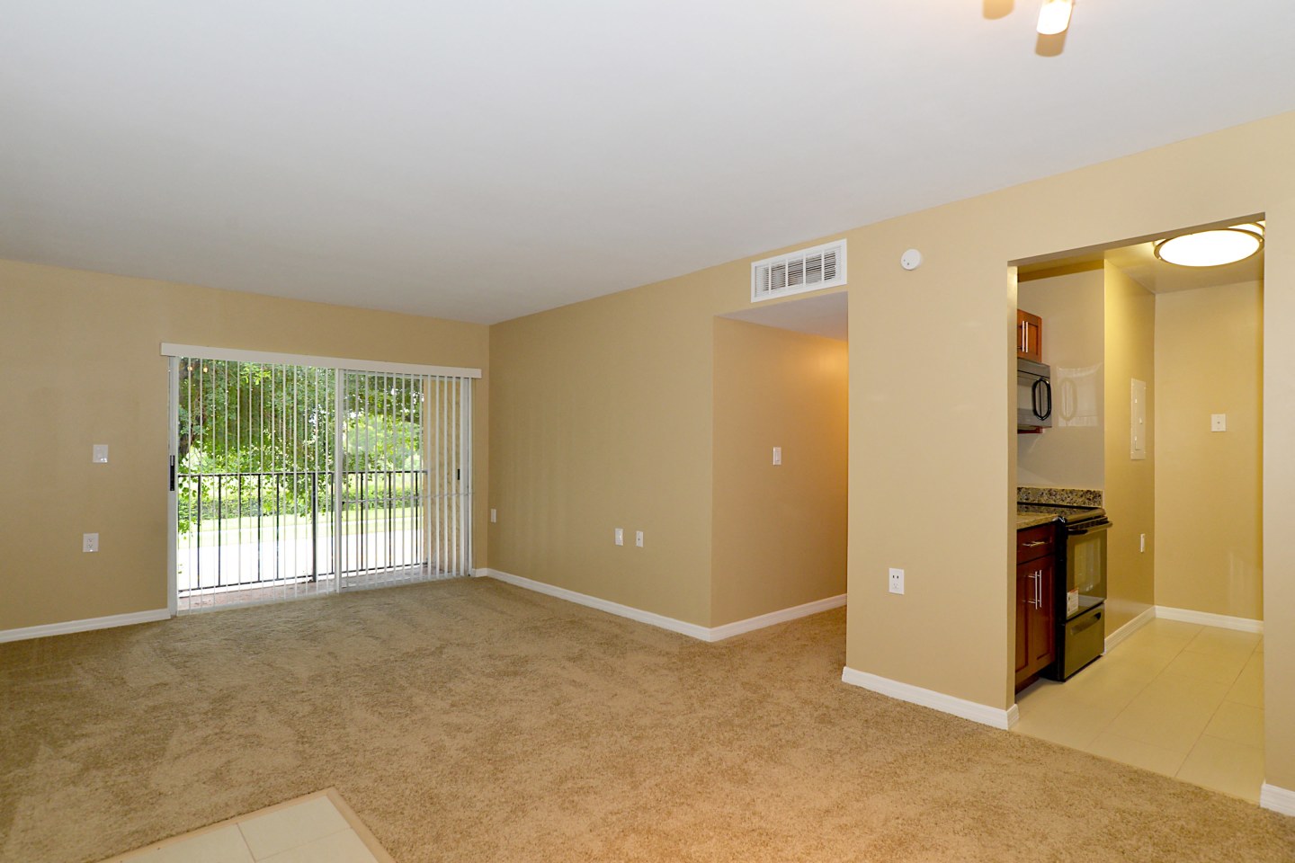 St. Andrews Palm Beach Apartments Image 4