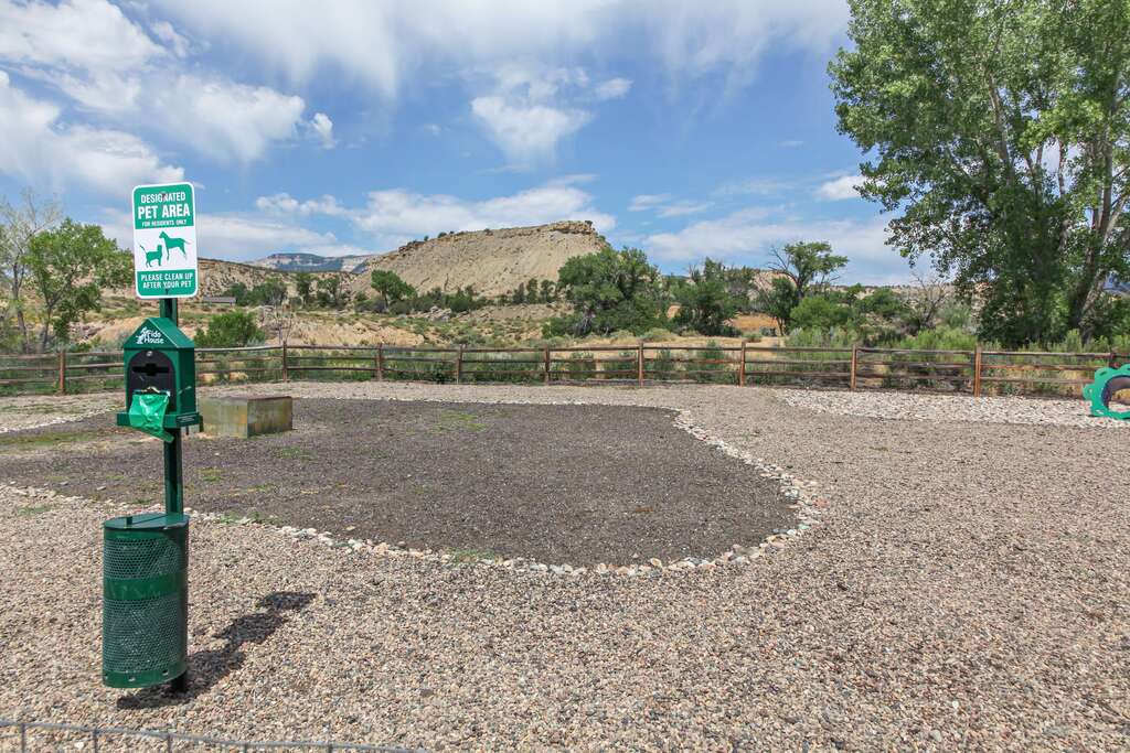 Rifle Creek Apartments Image 17