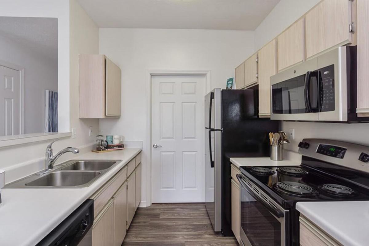 The Residence At Barrington Apartments Image 37