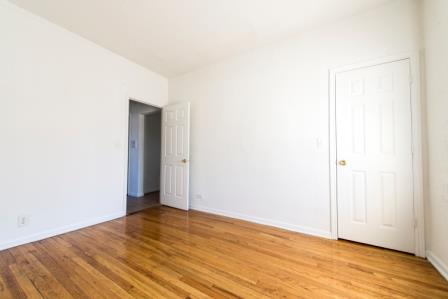 7400 S Yates Image 4