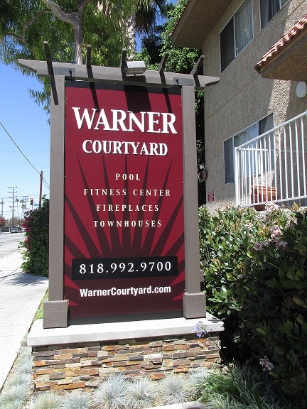 Warner Courtyard Apartments Image 28