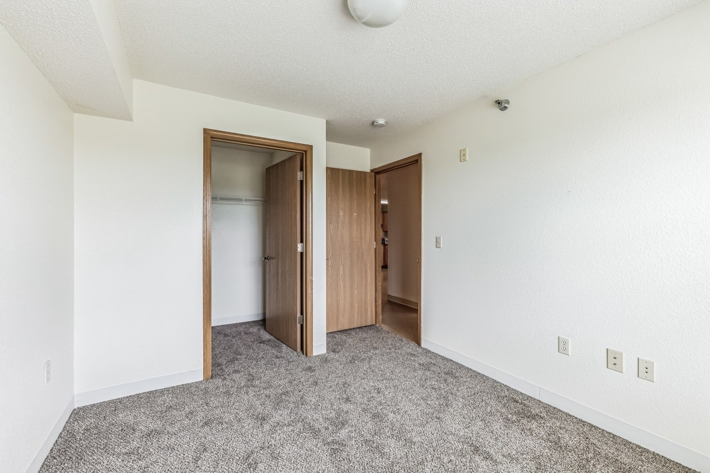 Lakewood Apartments Image 18