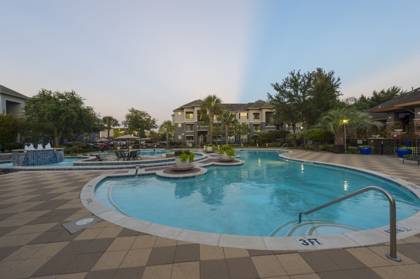 Mandalay at Shadow Lake Apartments Image 3