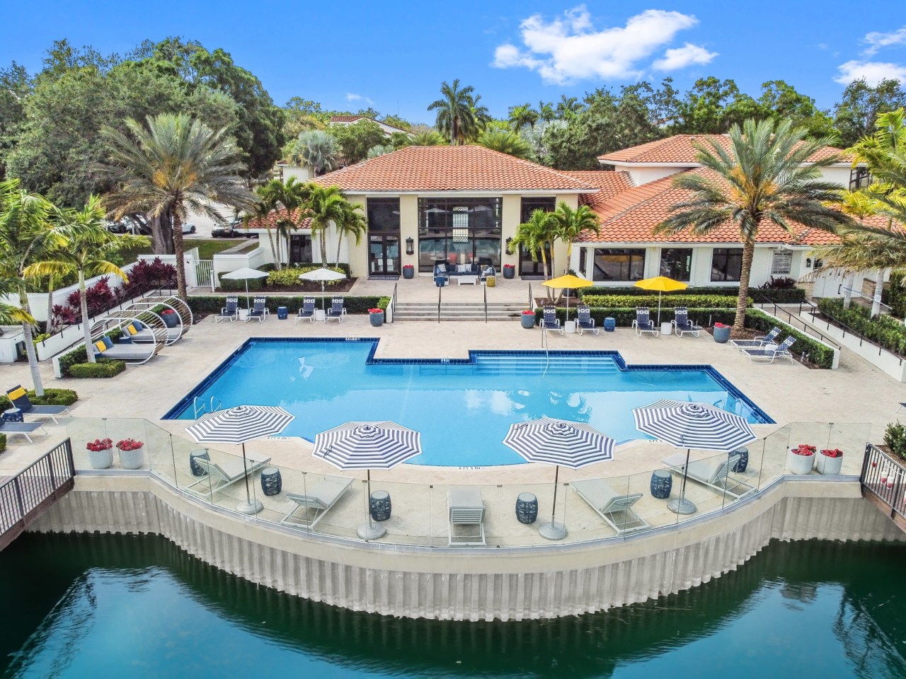 Arbor Oaks Apartments Image 3