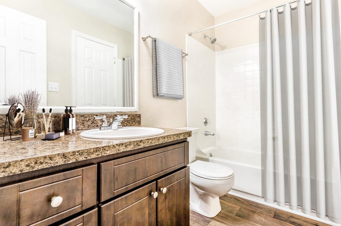 Affordable Housing - Southpark Commons Apartment Homes Image 18