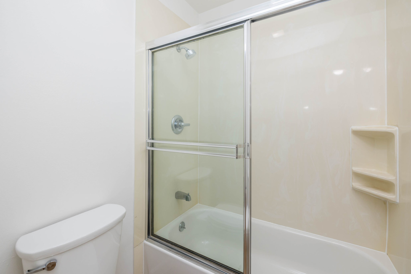 115 Moss Avenue Image 8