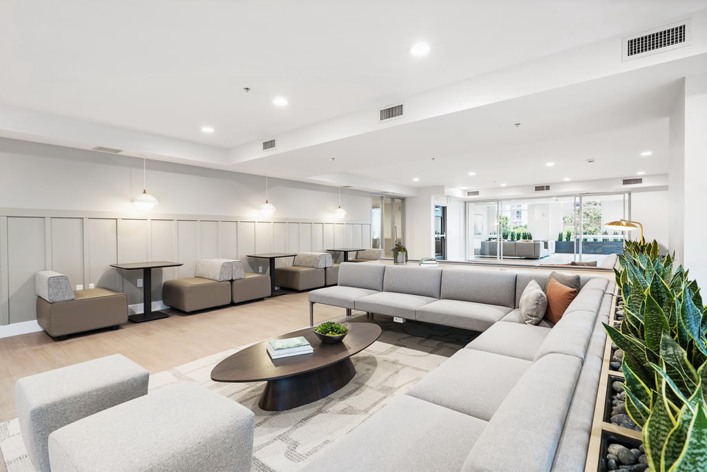 Vantage Pointe Image 37