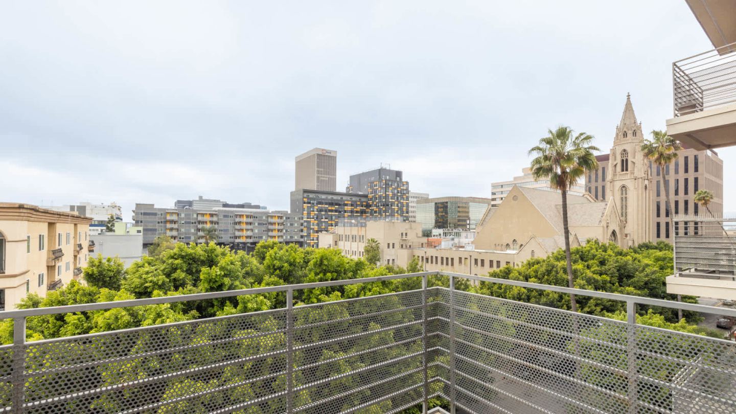 Radius Koreatown Image 15