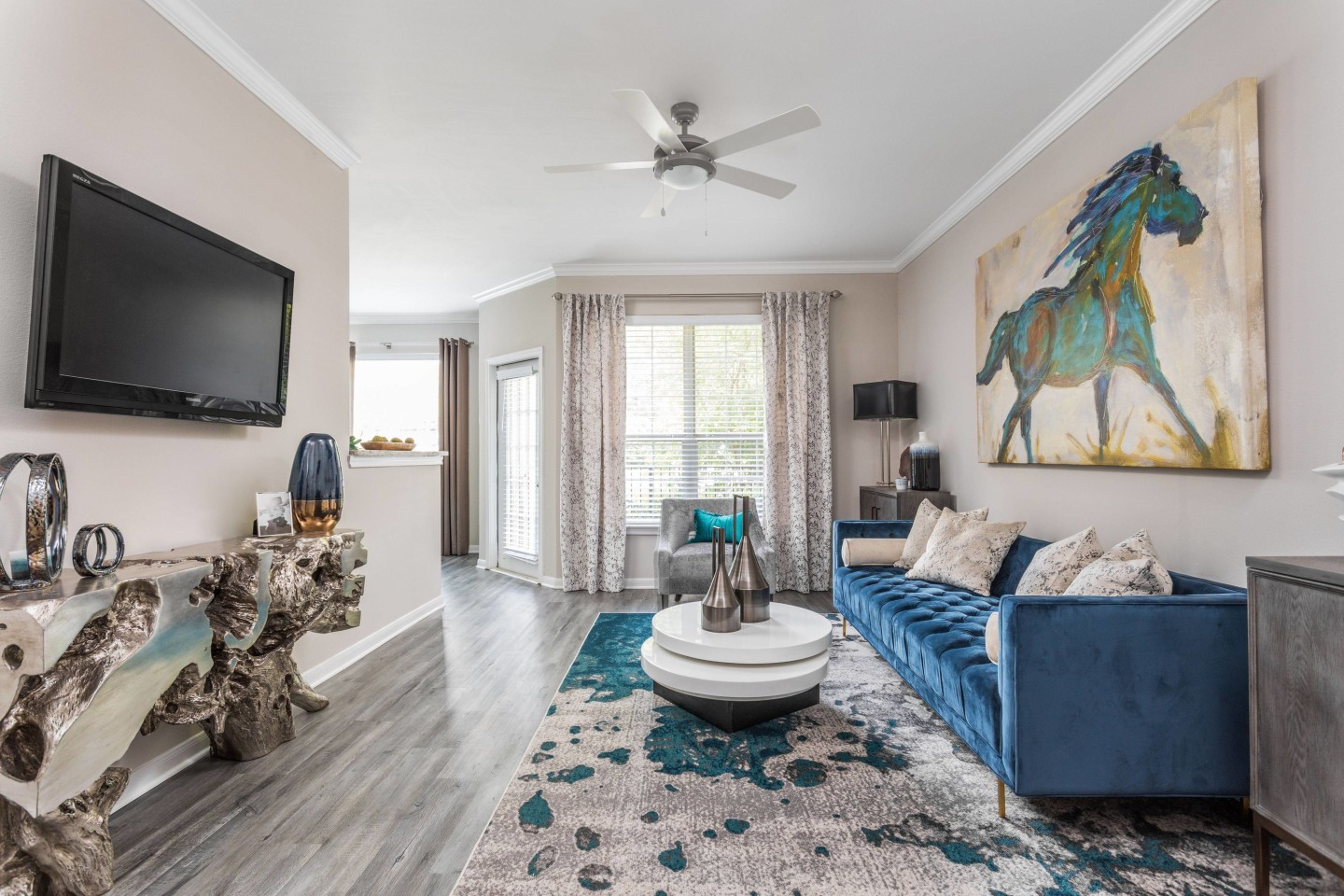 Oxmoor Apartment Homes Image 1