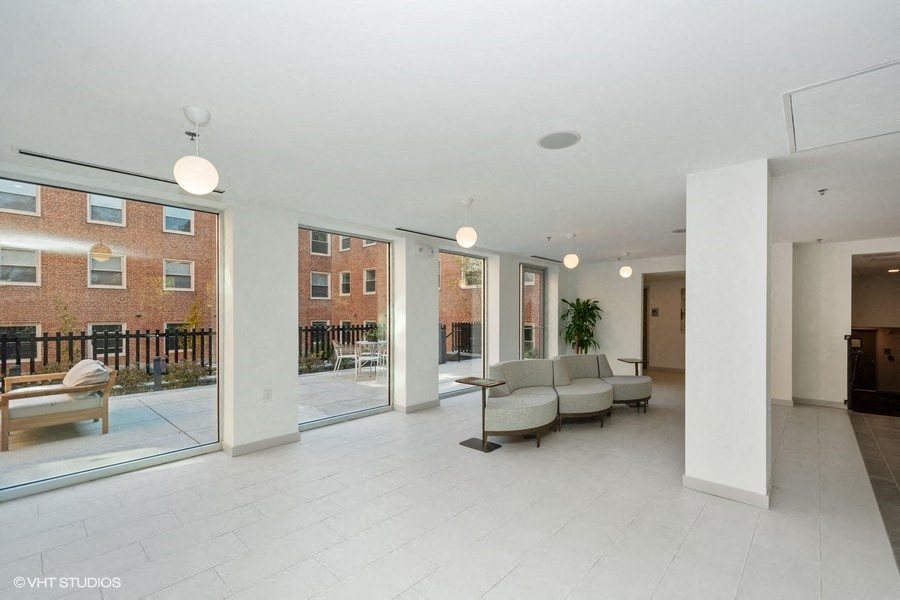 Carver Slowe Apartments Image 74