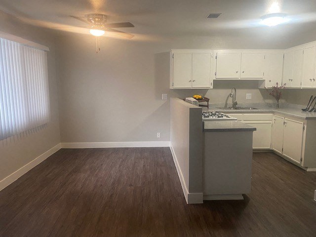 Tustin Arms Apartment Homes Image 12