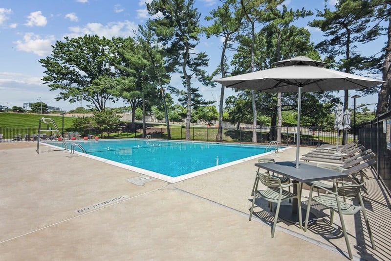 RiverHouse Image 43