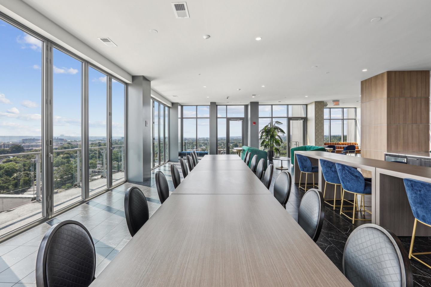 DelRay Tower Image 51