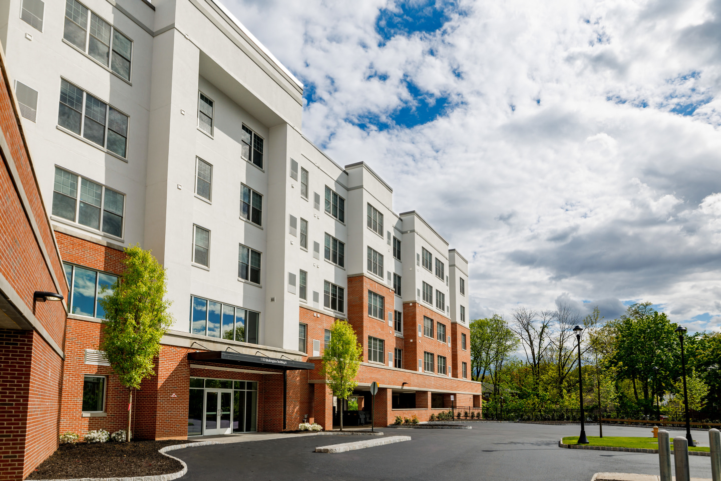 110 Washington Image 3