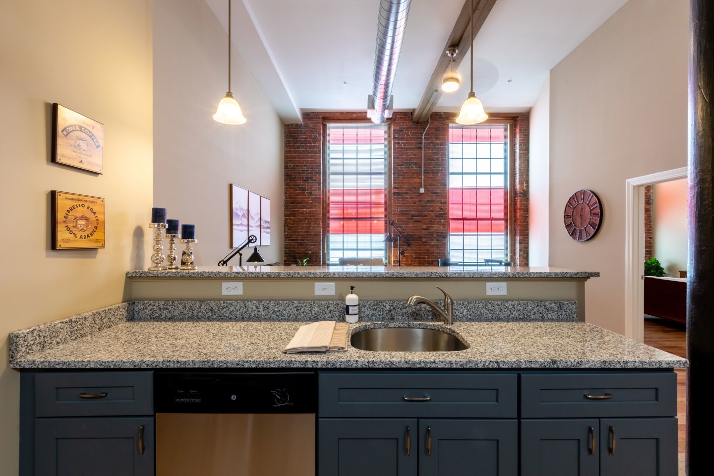 Pacific Mill Lofts Image 18