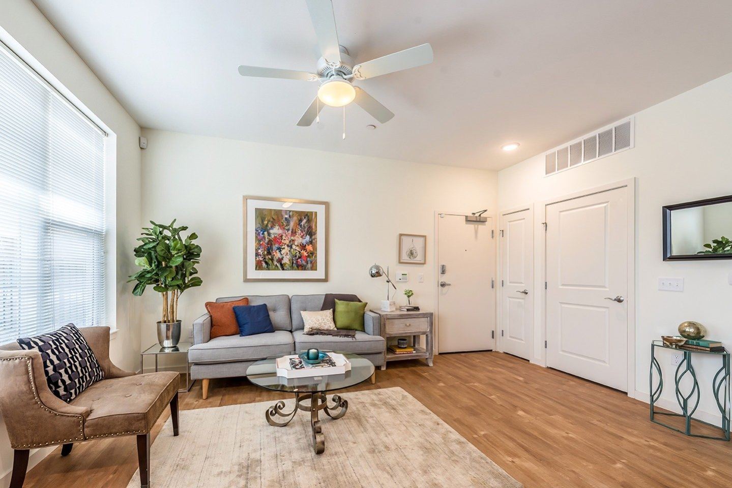 Legacy Pointe at Poindexter Apartments Image 16